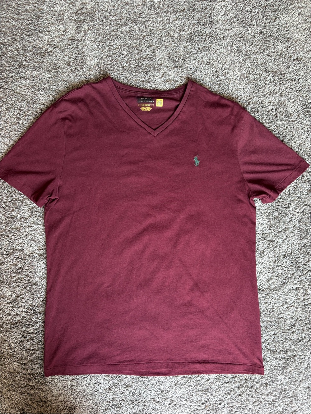 Polo Ralph Lauren Men's V-Neck T-Shirt in Burgundy